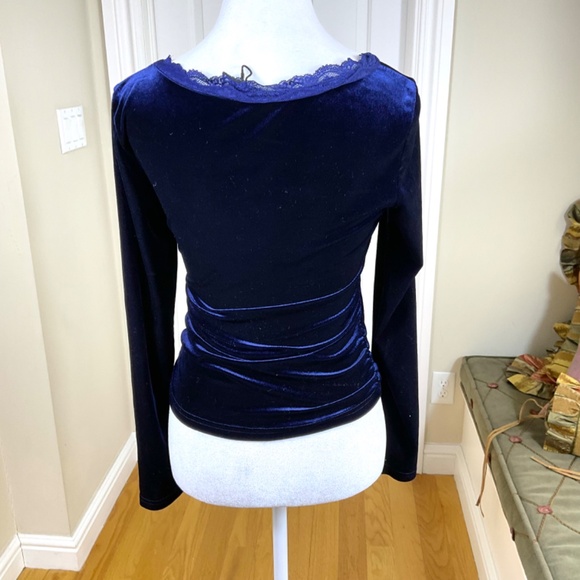 Cider Velvet Top Blue V-Neck Wrap Lace Trim (M) - Picture 3 of 7